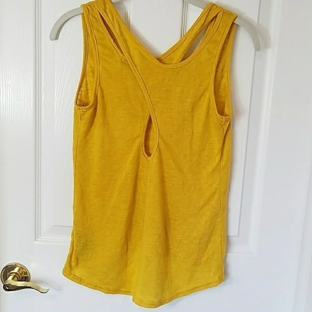 Forever 21 yellow sleeveless top